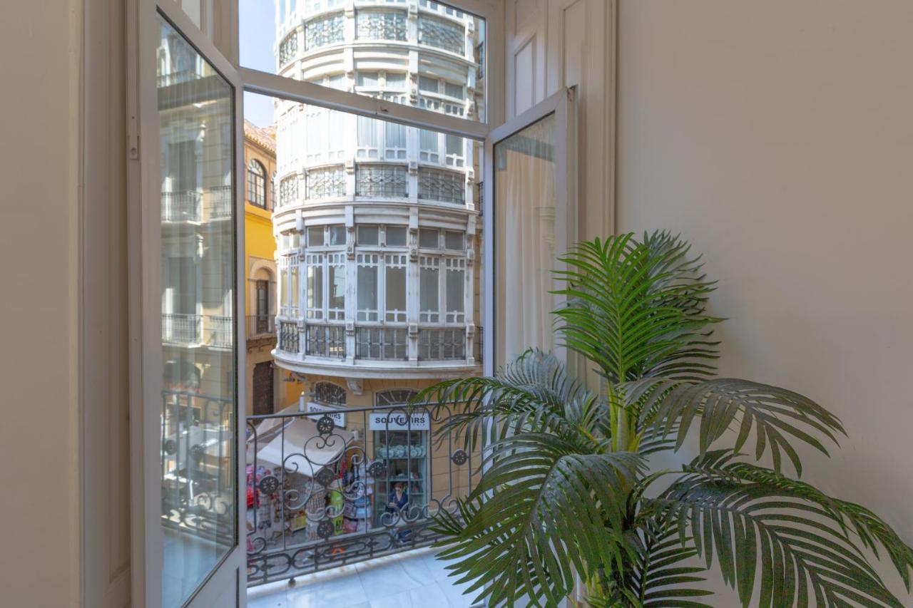 Luminoso Apartamento De Dos Habitaciones Con Vistas A Las Catedral มาลากา ภายนอก รูปภาพ