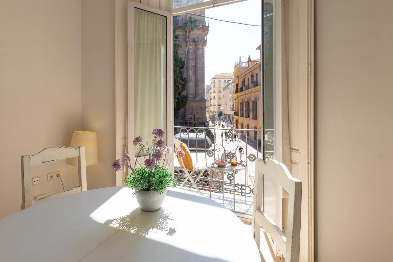 Luminoso Apartamento De Dos Habitaciones Con Vistas A Las Catedral มาลากา ภายนอก รูปภาพ