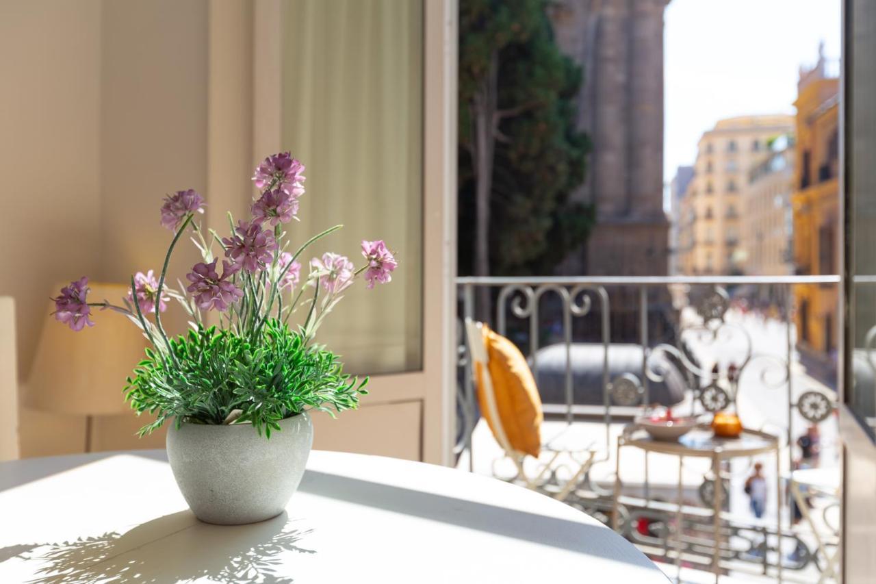Luminoso Apartamento De Dos Habitaciones Con Vistas A Las Catedral มาลากา ภายนอก รูปภาพ