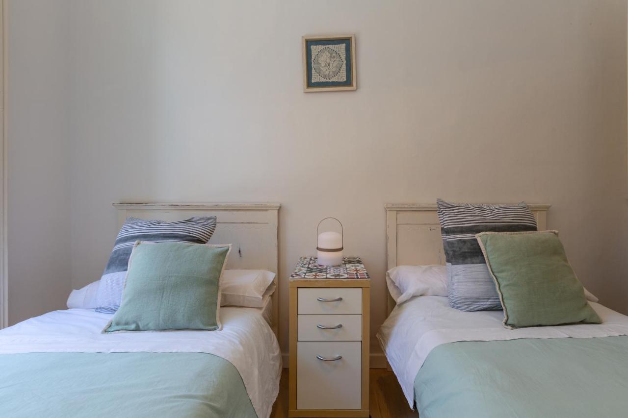 Luminoso Apartamento De Dos Habitaciones Con Vistas A Las Catedral มาลากา ภายนอก รูปภาพ